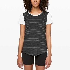 Lululemon Love Crew III Tee Short Serve Stripe Heathered Black White Size 6
